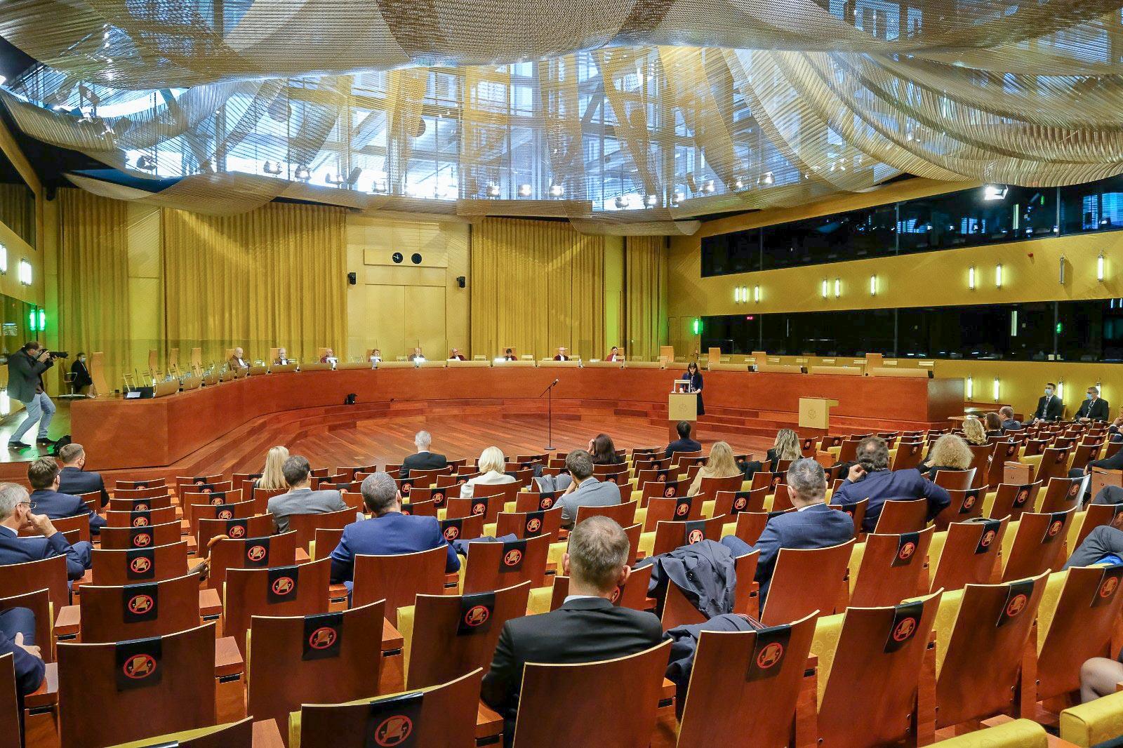 Image: Solemn undertaking, 28 September 2020