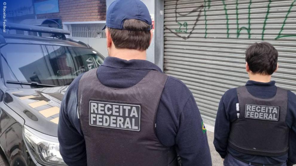 Policemen from the back