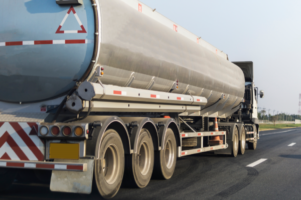 Fuel tanker